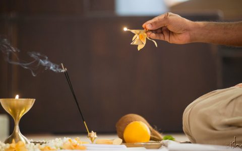 如何在家中创造一个神圣空间？